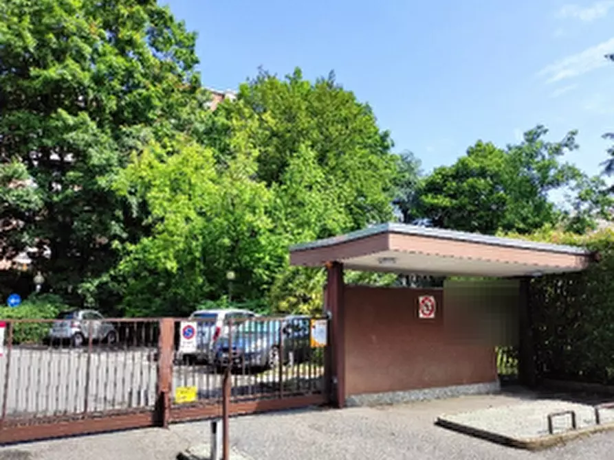 Immagine 1 di Appartamento in vendita  in Via Muzio Clementi a Monza