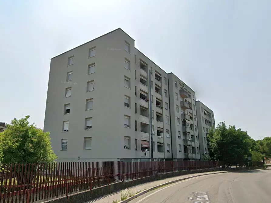 Immagine 3 di Appartamento in vendita  in Via Cimarosa a Verona