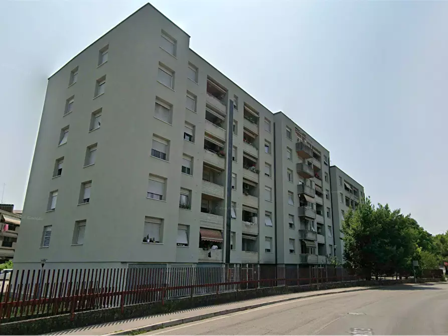 Immagine 6 di Appartamento in vendita  in Via Cimarosa a Verona