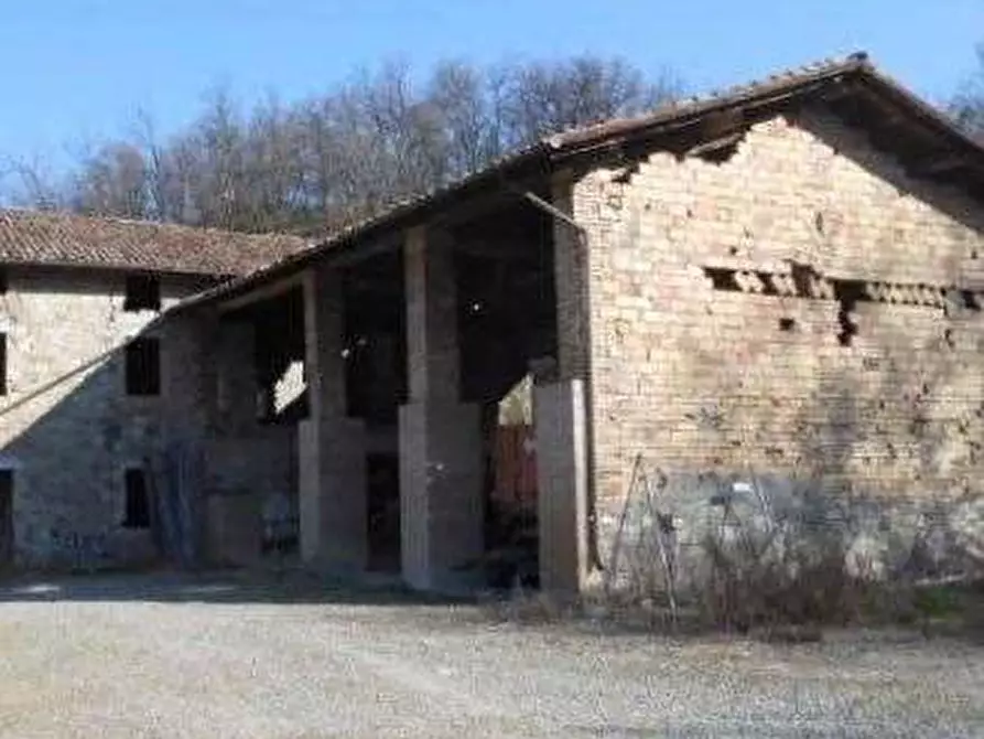 Immagine 1 di Rustico / casale in vendita  in Via Vigna a Vezzano Sul Crostolo