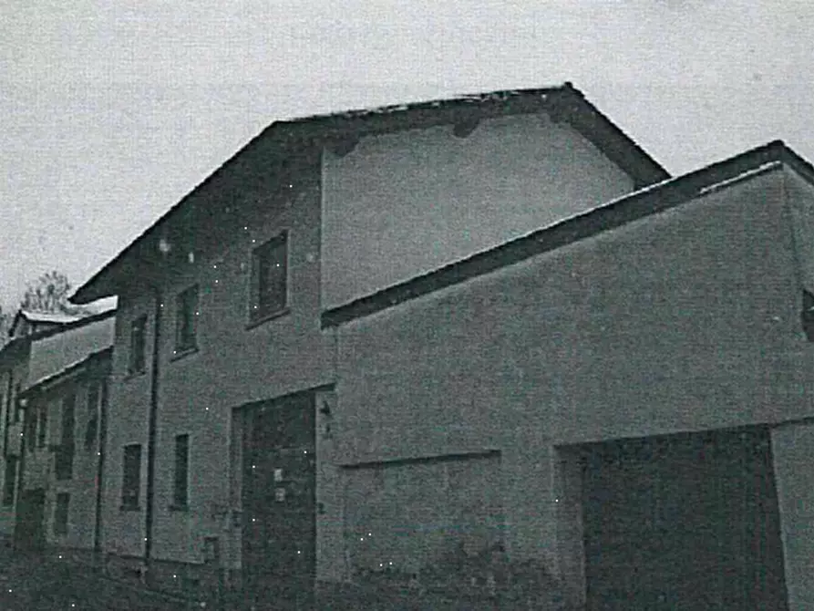 Immagine 1 di Casa indipendente in vendita  in Via Don Davide Albertario a Arluno