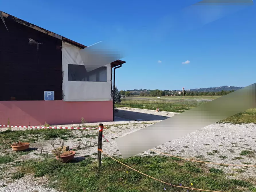 Immagine 1 di Negozio in vendita  in Via gianni caproni a Terni