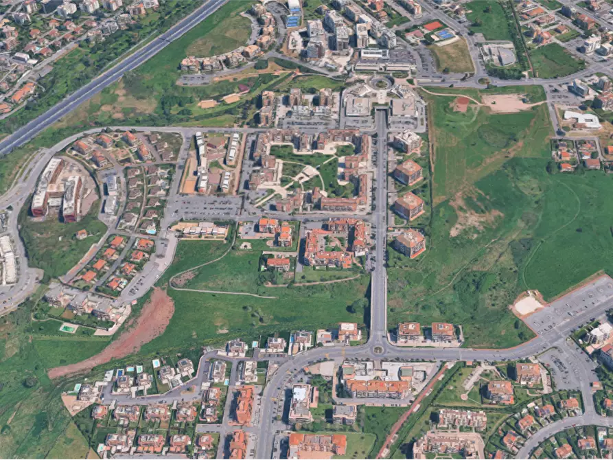 Immagine 9 di Garage in vendita  in Via A. Galleppini a Roma