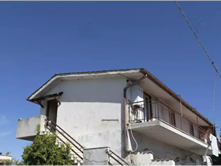 Immagine 1 di Appartamento in vendita  in Via Piani di Corzano a Zagarolo