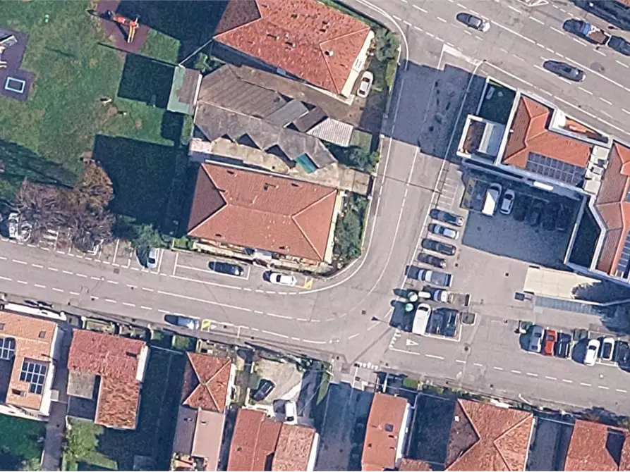 Immagine 13 di Appartamento in vendita  in Piazza Vittorio Veneto a Bussolengo