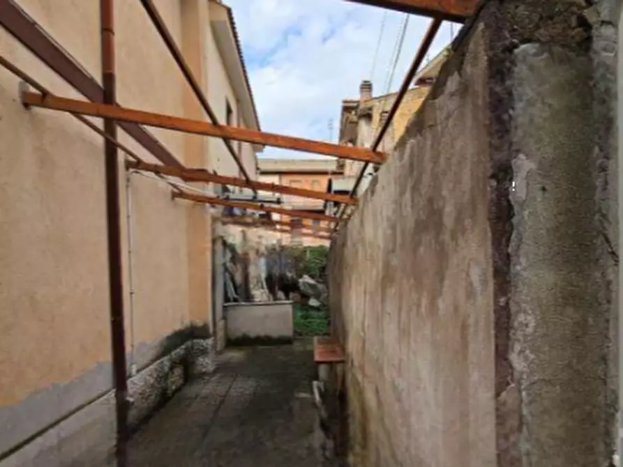 Immagine 6 di Laboratorio in vendita  in Via Offagana a Roma