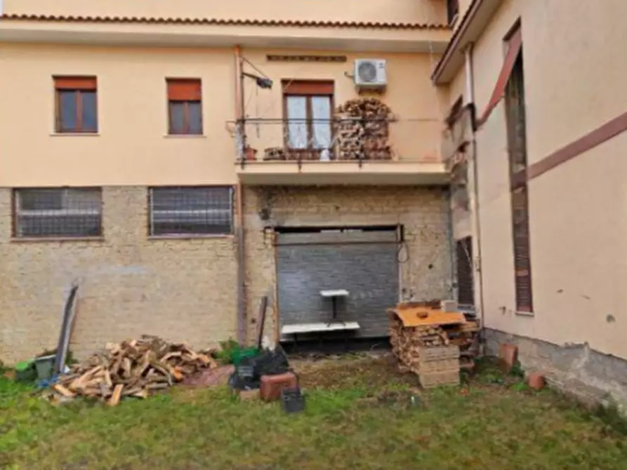 Immagine 2 di Laboratorio in vendita  in Via Offagana a Roma