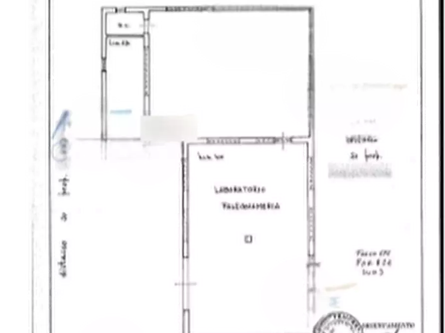 Immagine 17 di Laboratorio in vendita  in Via Offagana a Roma