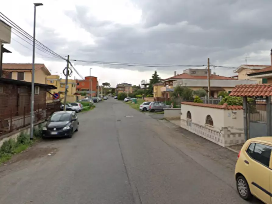 Immagine 12 di Laboratorio in vendita  in Via Offagana a Roma