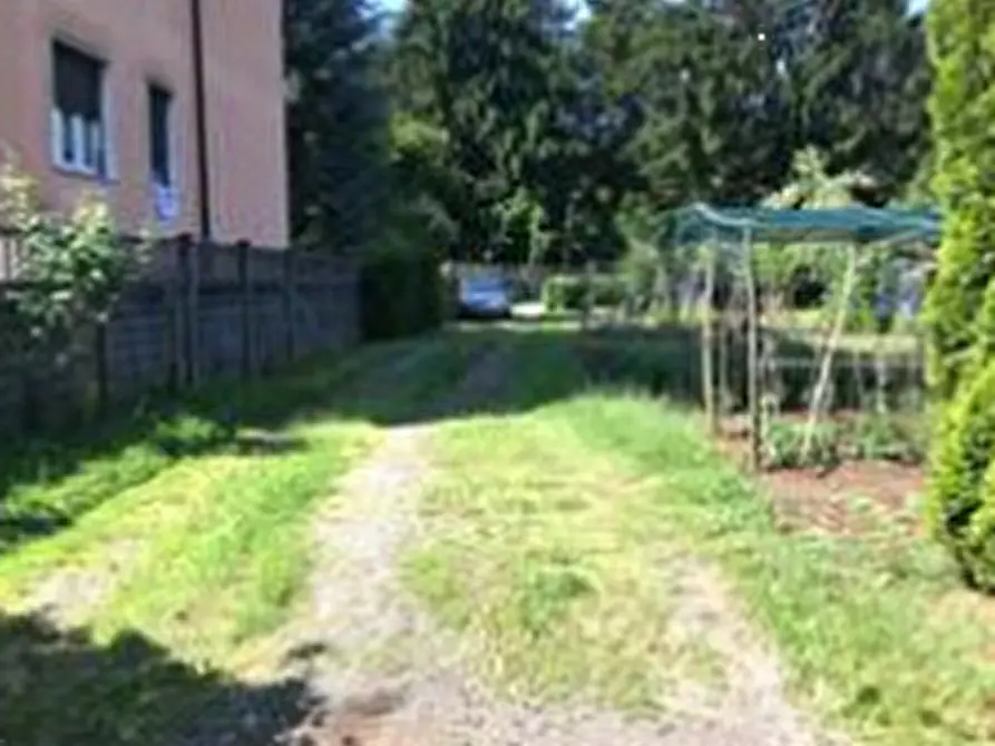Immagine 1 di Terreno agricolo in vendita  in Via Tofane a Giussano