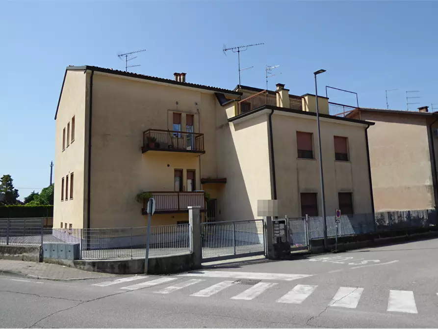 Immagine 1 di Appartamento in vendita  in Via Tramigna a Soave