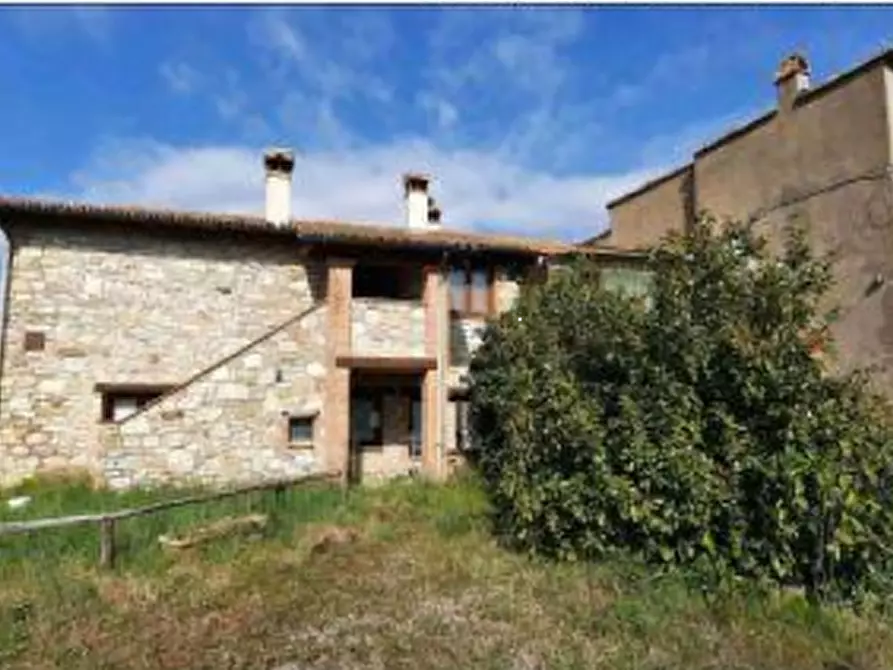 Immagine 1 di Hotel in vendita  in Vocabolo Caserelle a San Venanzo