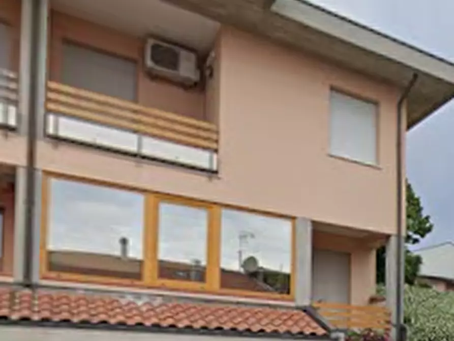 Immagine 3 di Porzione di casa in vendita  in Via Pordoi a Cesena