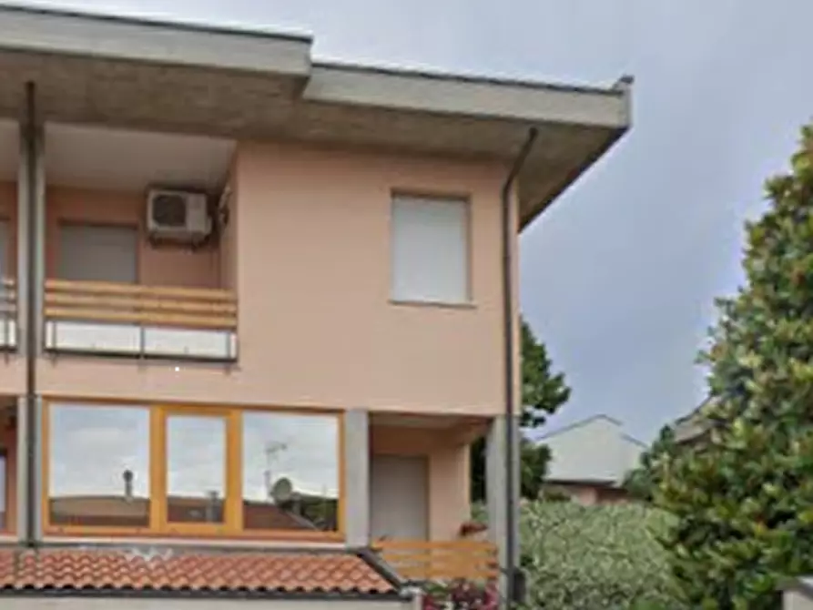 Immagine 9 di Porzione di casa in vendita  in Via Pordoi a Cesena