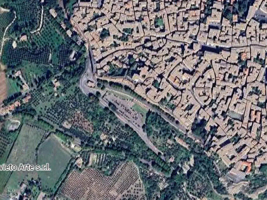 Immagine 13 di Appartamento in vendita  in Via dei Sarcinelli a Orvieto