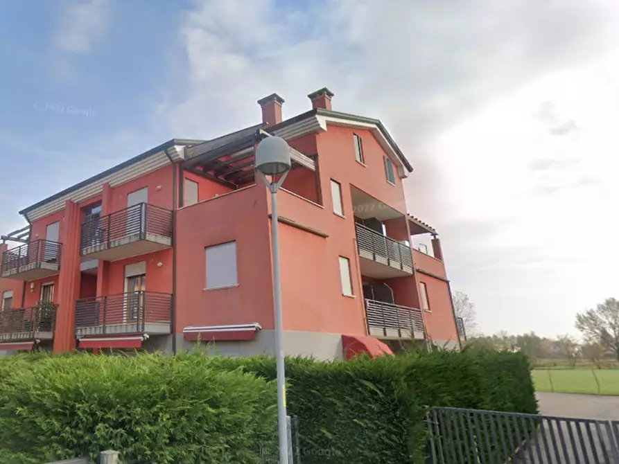 Immagine 3 di Appartamento in vendita  in Via Giovanni Verdi  a Campolongo Maggiore