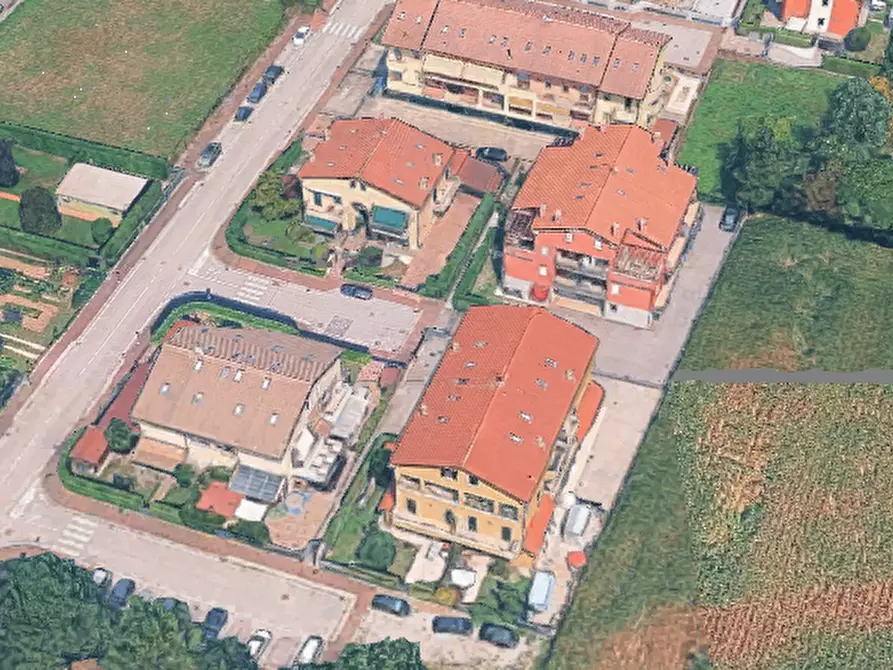 Immagine 13 di Appartamento in vendita  in Via Giovanni Verdi  a Campolongo Maggiore