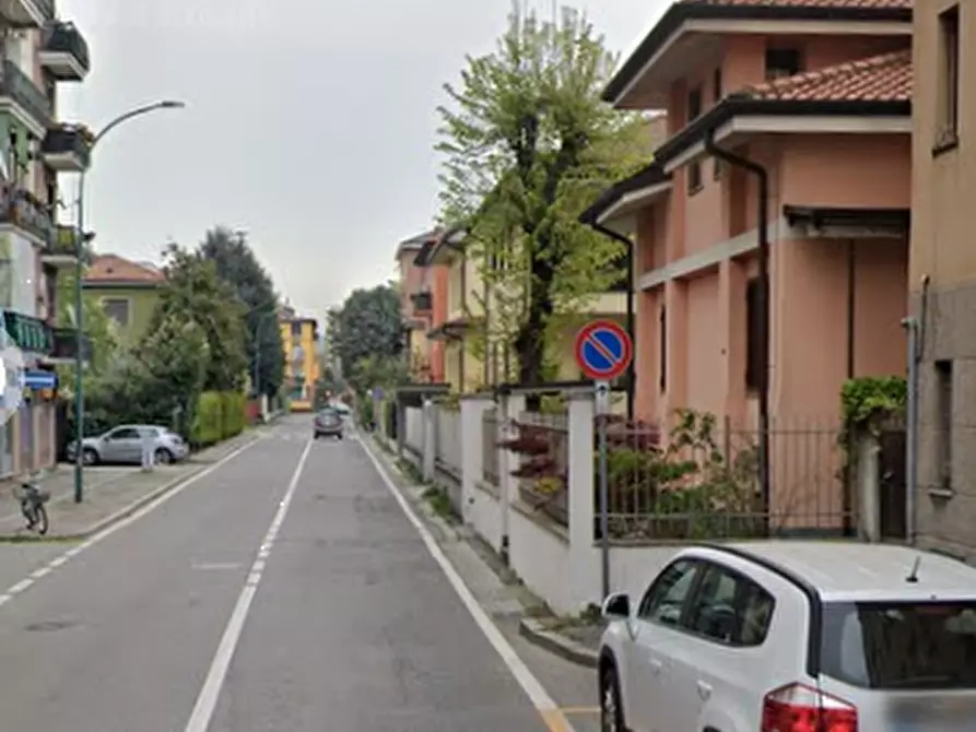 Immagine 16 di Appartamento in vendita  in Via Trento a Cologno Monzese