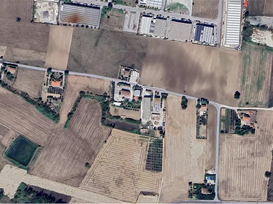 Immagine 7 di Magazzino in vendita  in Via Metauro a Cartoceto