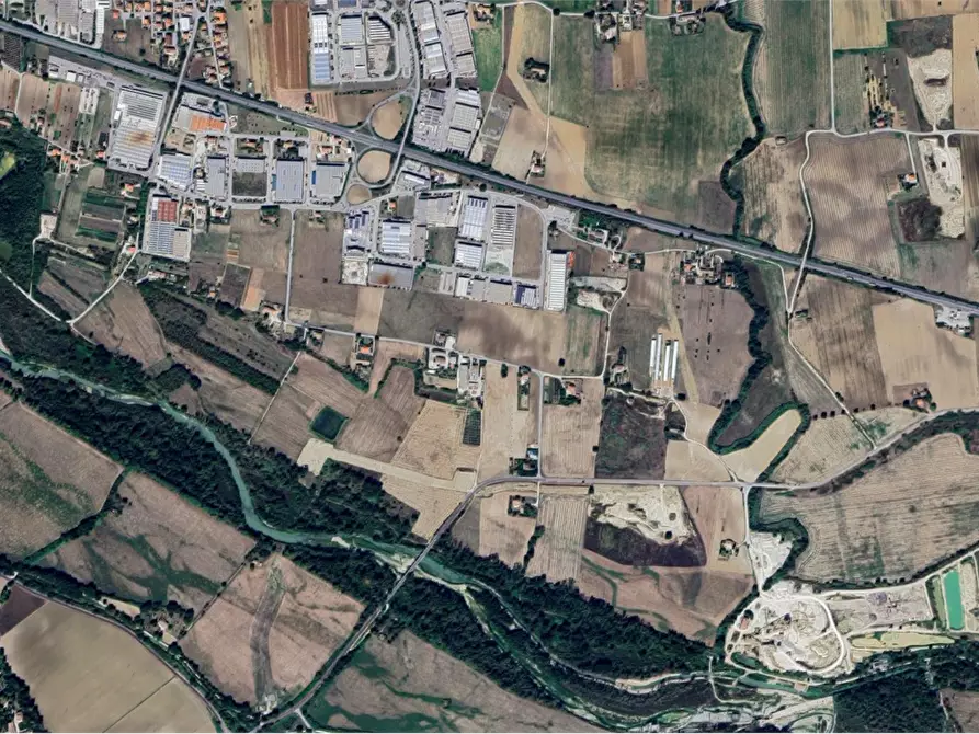 Immagine 8 di Magazzino in vendita  in Via Metauro a Cartoceto