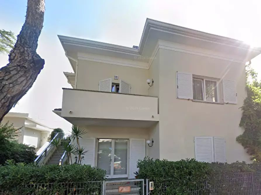 Immagine 1 di Casa bifamiliare in vendita  in Viale Galliano a Riccione