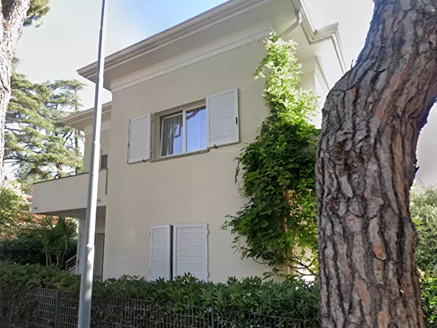 Immagine 3 di Casa bifamiliare in vendita  in Viale Galliano a Riccione