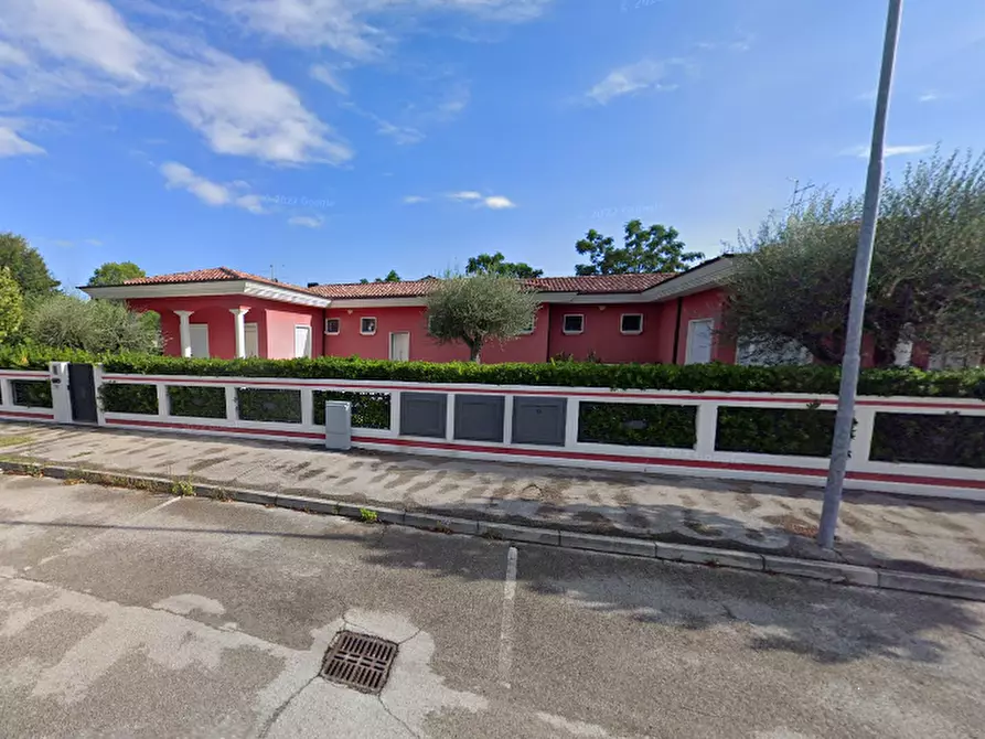 Immagine 1 di Appartamento in vendita  in Via del Biancospino a Cattolica