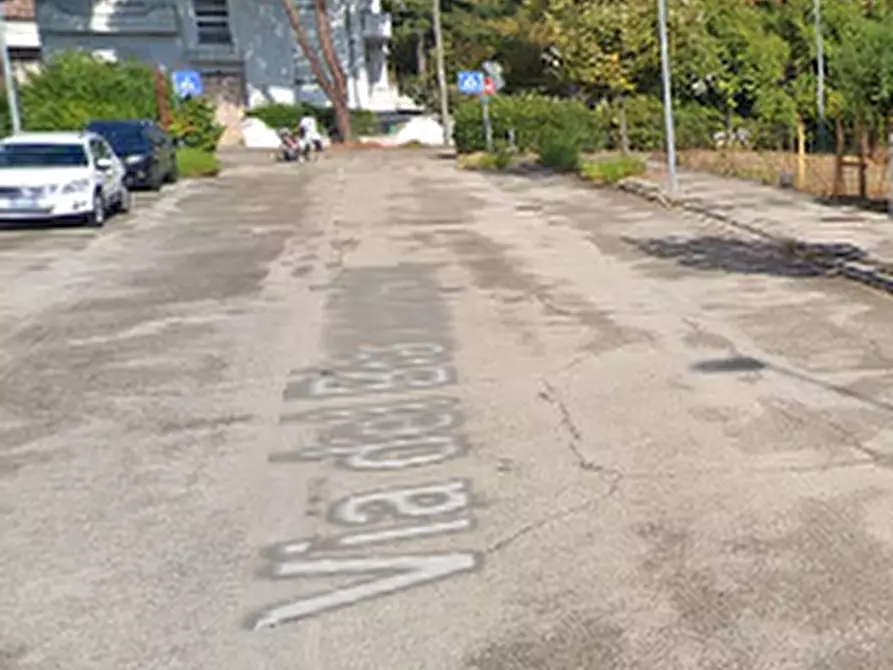 Immagine 3 di Appartamento in vendita  in Via del Biancospino a Cattolica