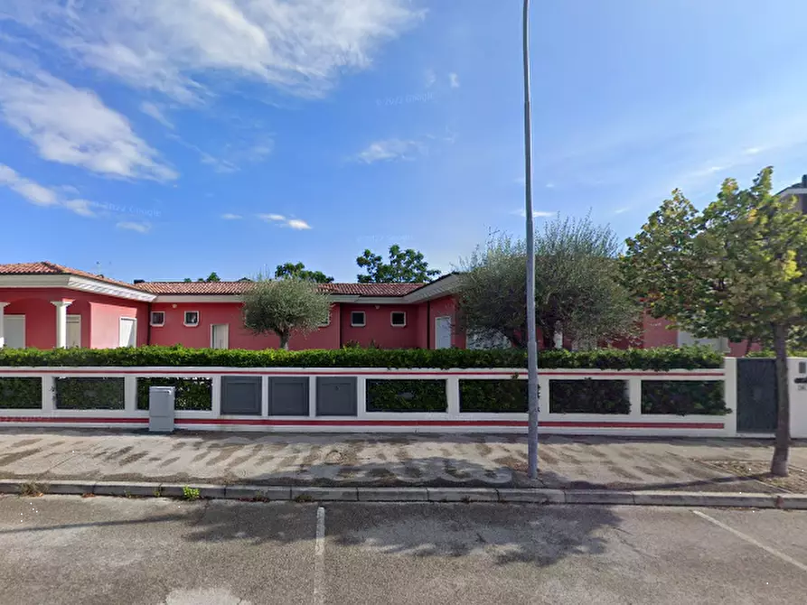 Immagine 13 di Appartamento in vendita  in Via del Biancospino a Cattolica