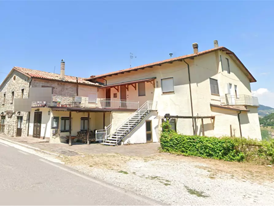 Immagine 3 di Magazzino in vendita  in Strada per Sestino  a Pennabilli