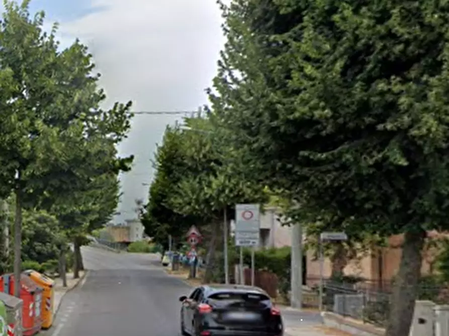 Immagine 6 di Garage in vendita  in Via Brigata Messina a Fano