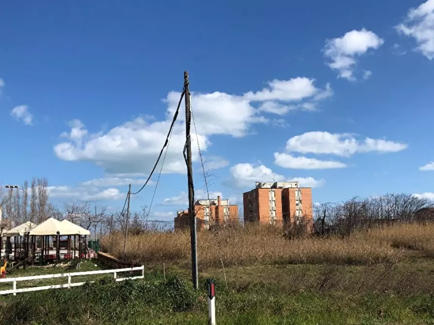 Immagine 6 di Terreno edificabile in vendita  in Frazione Torrette a Fano