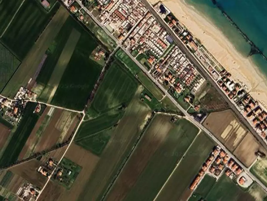 Immagine 17 di Terreno edificabile in vendita  in Frazione Torrette a Fano