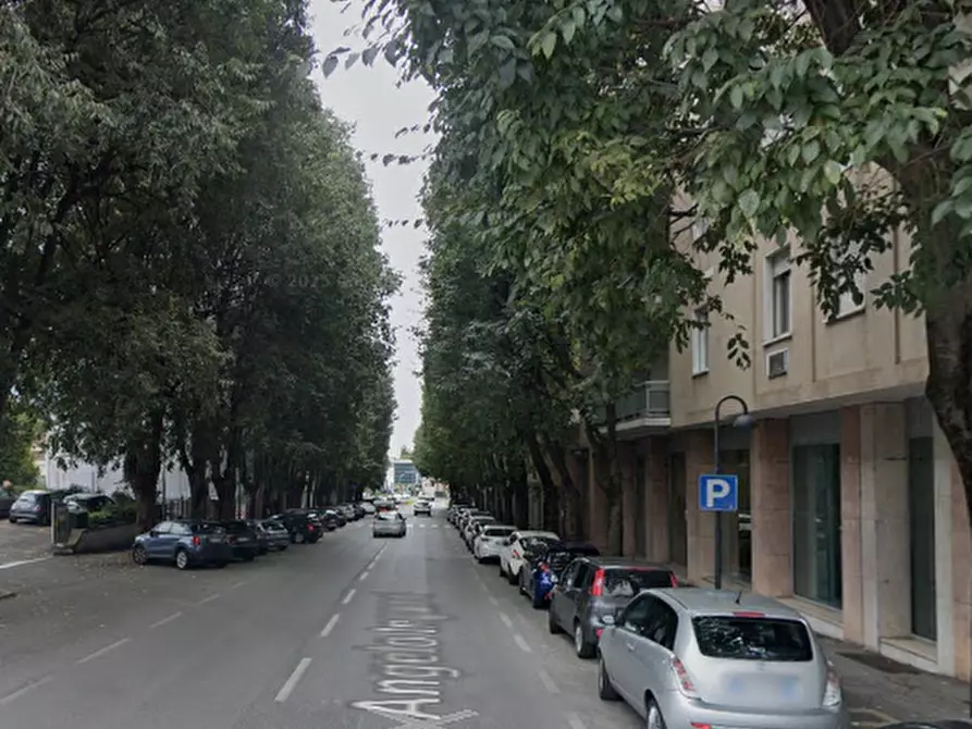 Immagine 24 di Appartamento in vendita  in Via A. Inganni  a Brescia