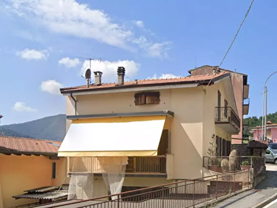 Immagine 9 di Porzione di casa in vendita  in Via Valmezzana a Lumezzane