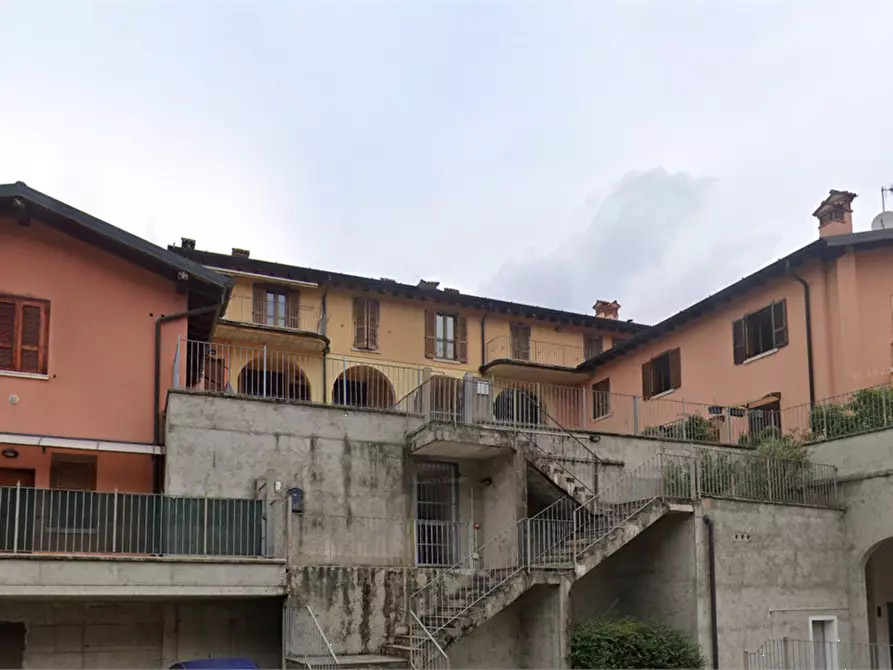 Immagine 2 di Appartamento in vendita  in Via San Rocco  a Caino