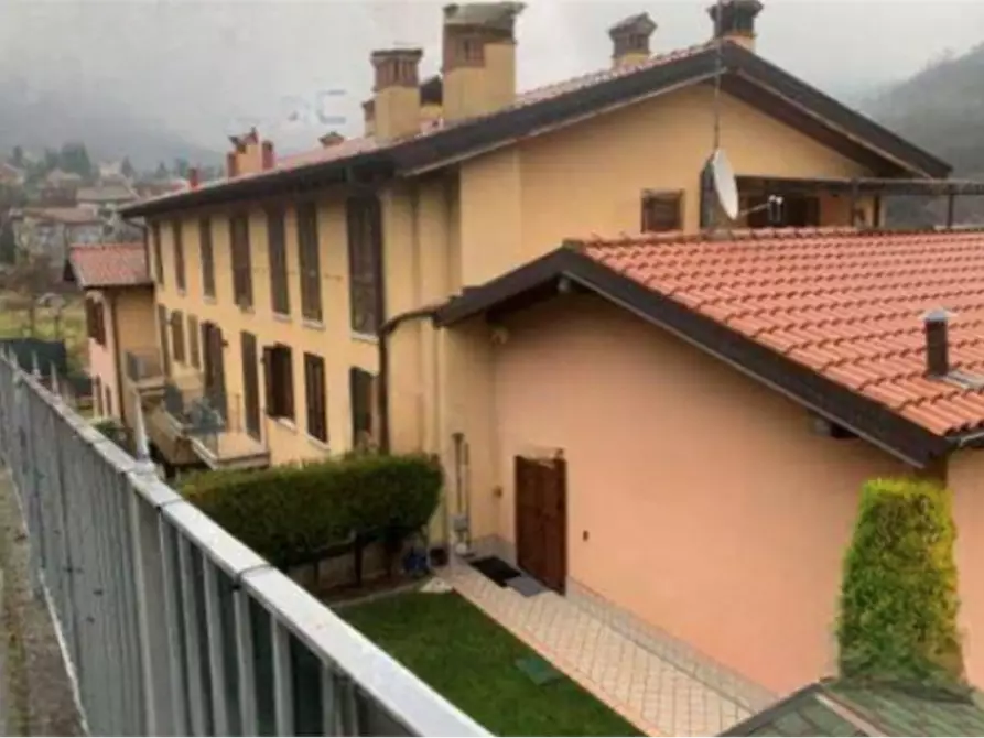 Immagine 4 di Appartamento in vendita  in Via San Rocco  a Caino