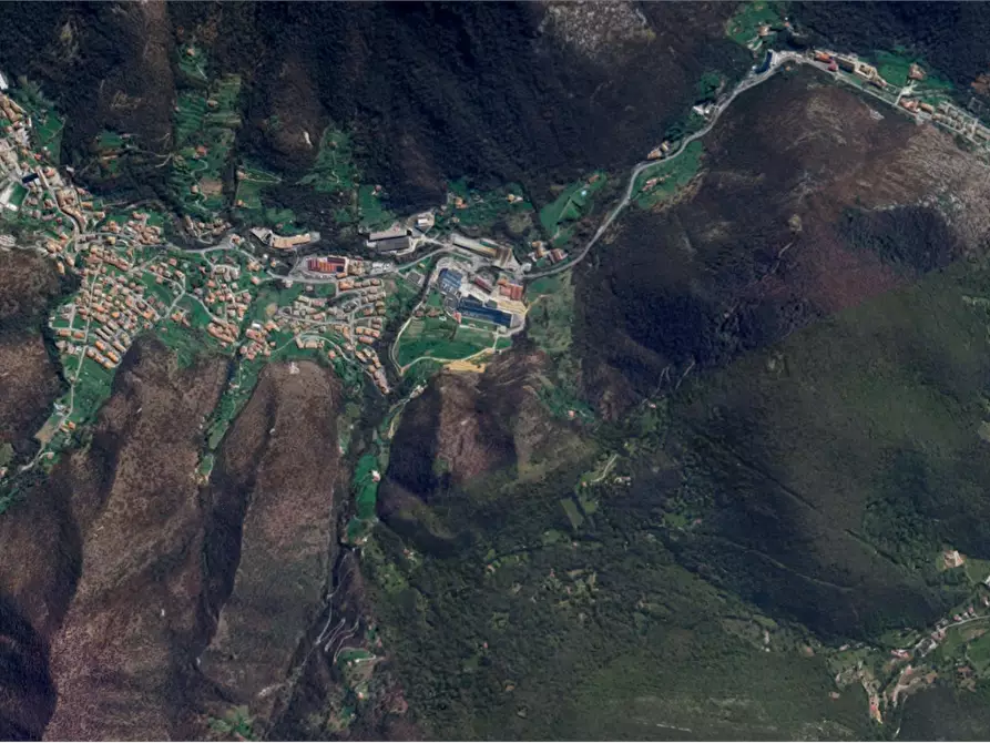 Immagine 18 di Appartamento in vendita  in Via San Rocco  a Caino