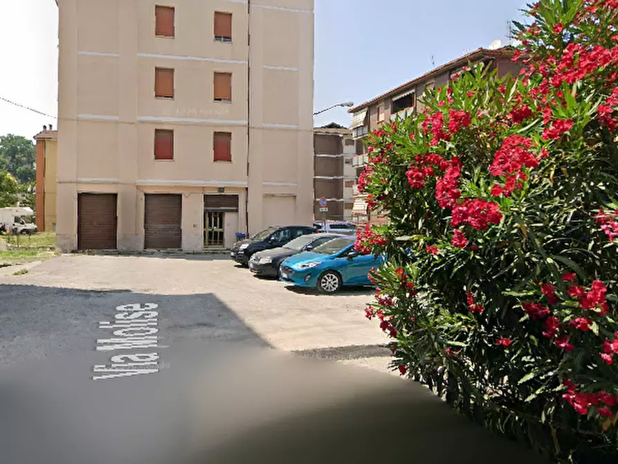 Immagine 11 di Appartamento in vendita  in Via Molise a Terni