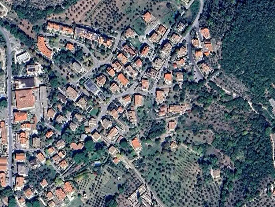 Immagine 9 di Magazzino in vendita  in Strada dei Forestieri a Lugnano In Teverina