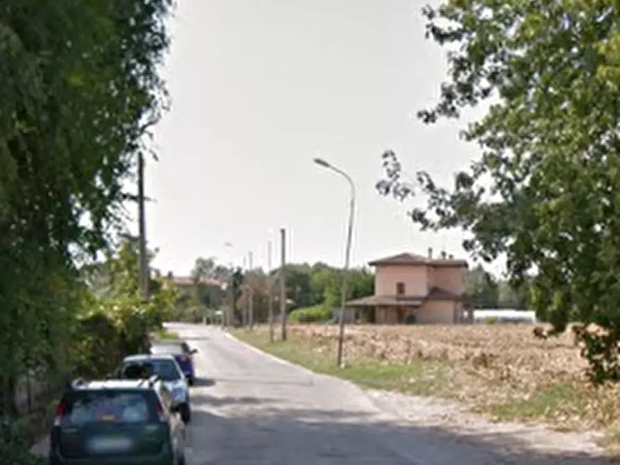 Immagine 12 di Negozio in vendita  in Via Sentinis a Varmo