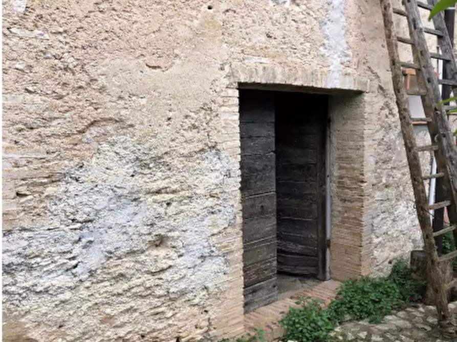 Immagine 2 di Casa indipendente in vendita  in Frazione rosciano a Arrone