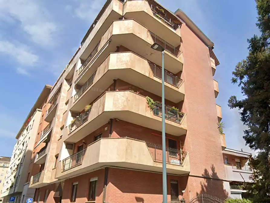 Immagine 11 di Appartamento in vendita  in Via Coazze a Torino