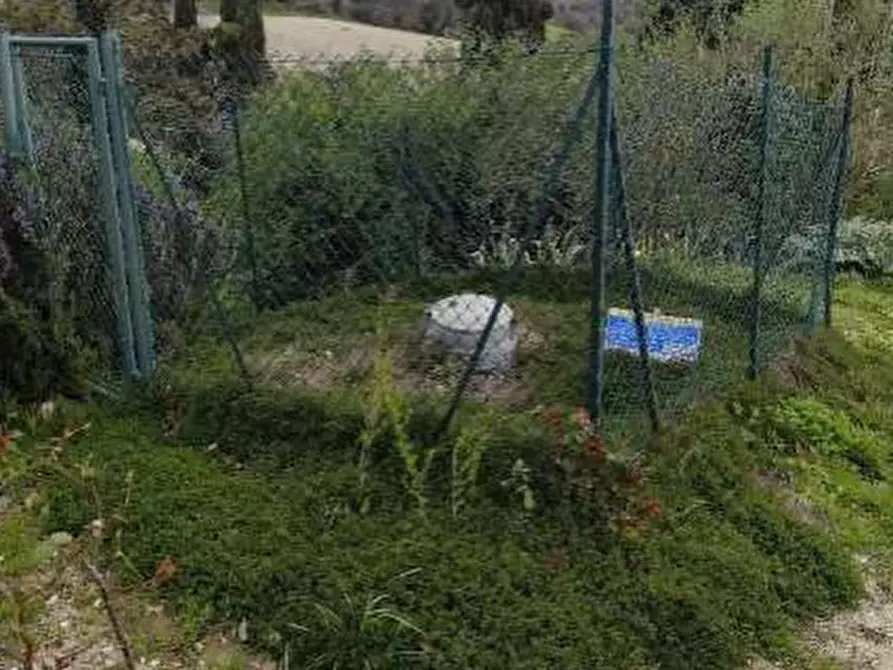 Immagine 22 di Stabile in vendita  in Via di Mezzo a Colli Al Metauro