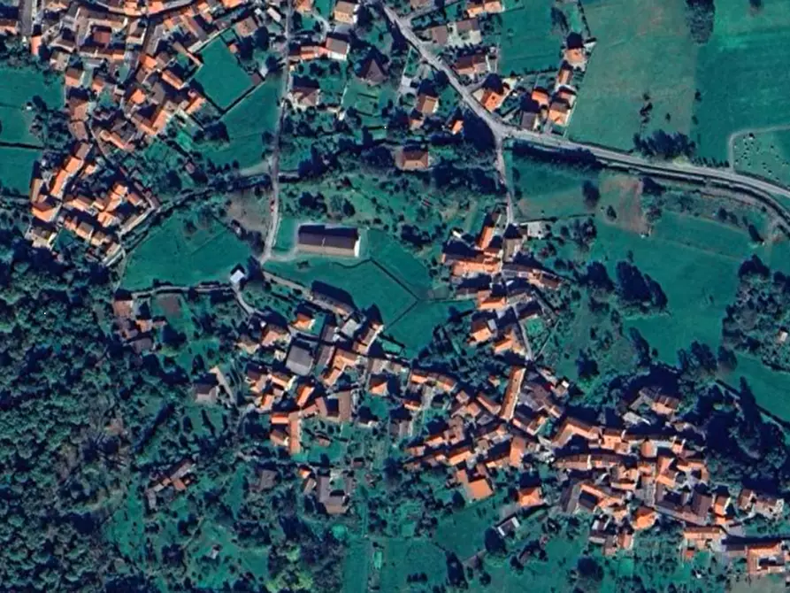 Immagine 10 di Casa indipendente in vendita  in Via Comba a Villar Focchiardo