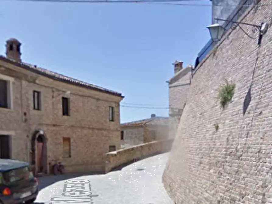 Immagine 31 di Stabile in vendita  in Via di Mezzo a Colli Al Metauro