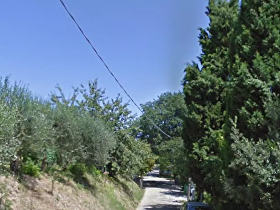 Immagine 32 di Stabile in vendita  in Via di Mezzo a Colli Al Metauro