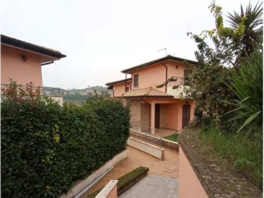 Immagine 2 di Appartamento in vendita  in Via XXV Aprile a Colli Al Metauro