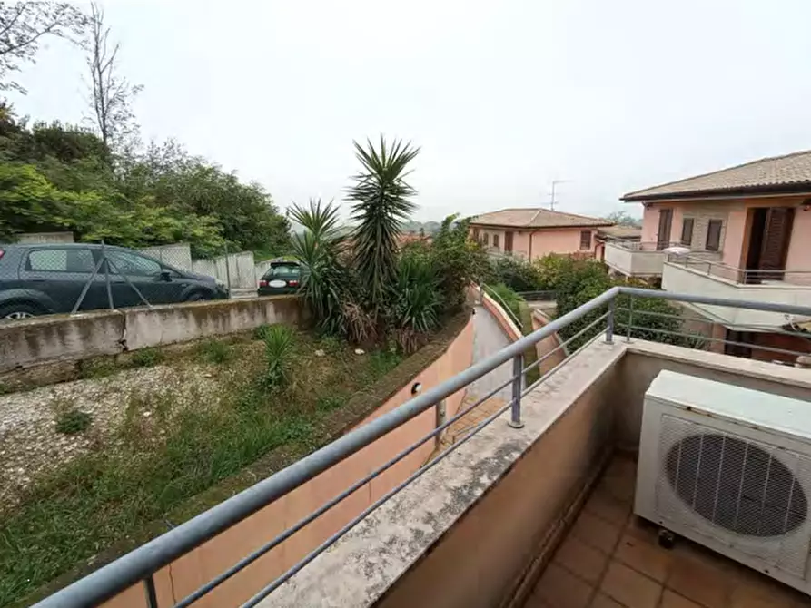 Immagine 7 di Appartamento in vendita  in Via XXV Aprile a Colli Al Metauro