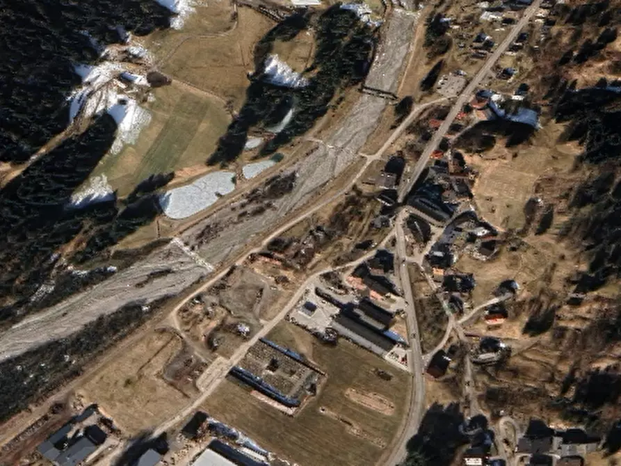 Immagine 23 di Casa indipendente in vendita  in Via Dante Alighieri a Forni Di Sopra